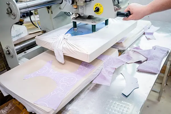 High-Stretch Heat Transfer