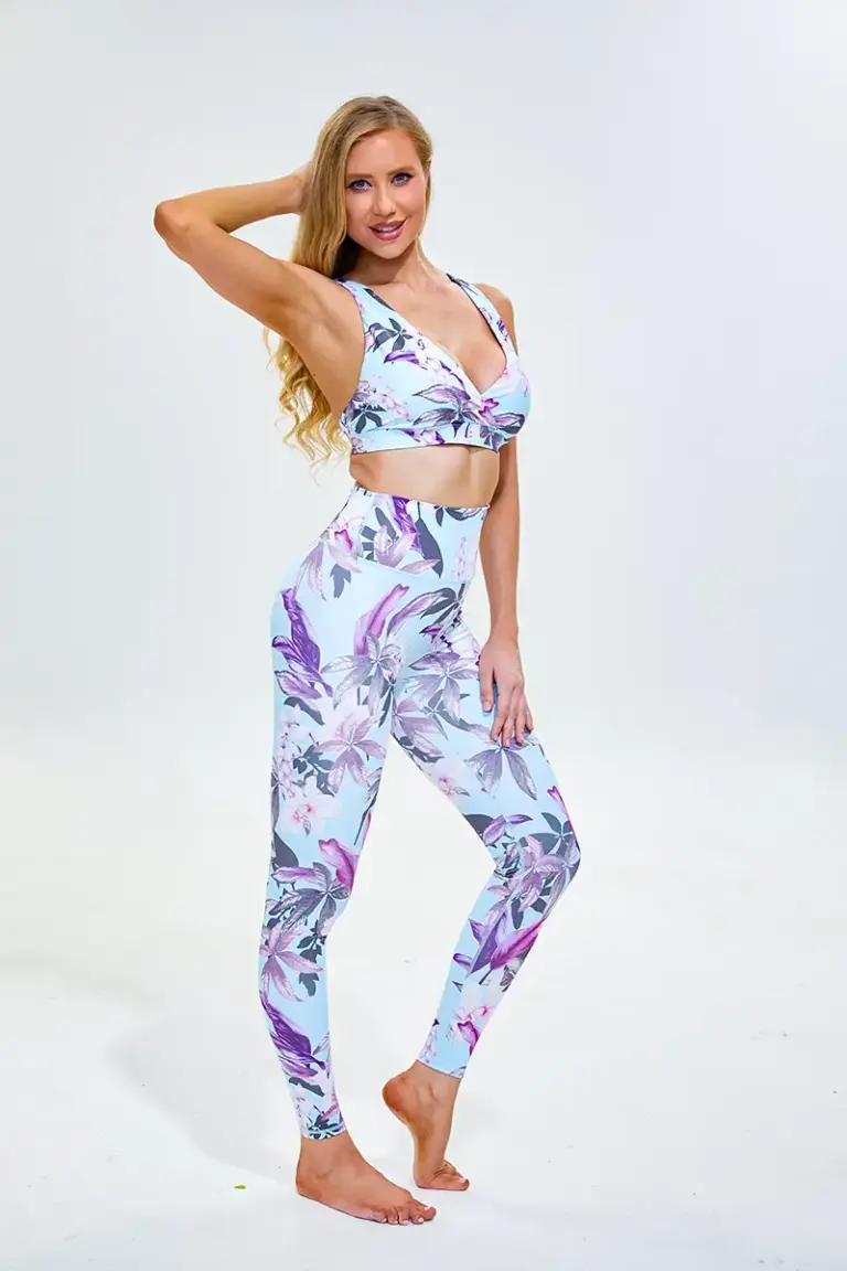Ladies Crop Top and Scrunch Full Length Leggings1