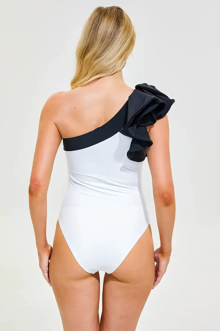 Ladies One-Shoulder Swimsuit With Bow2