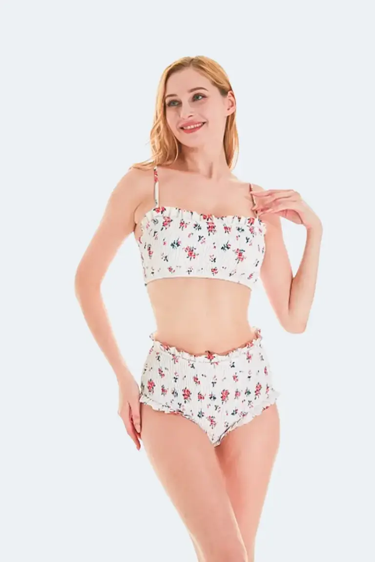 Ladies Underwired Smocking Bikinis2
