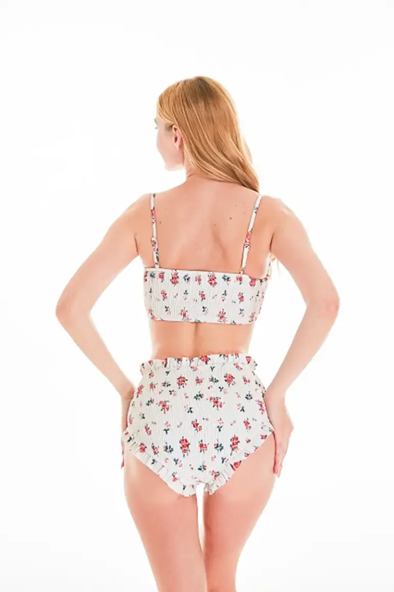 Ladies Underwired Smocking Bikinis5