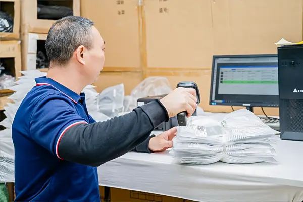 Packing & Global Logistics