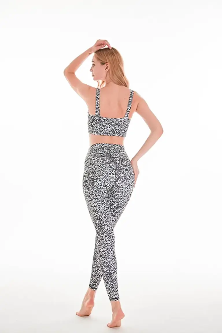 Sports Bra and Matching Leggings6