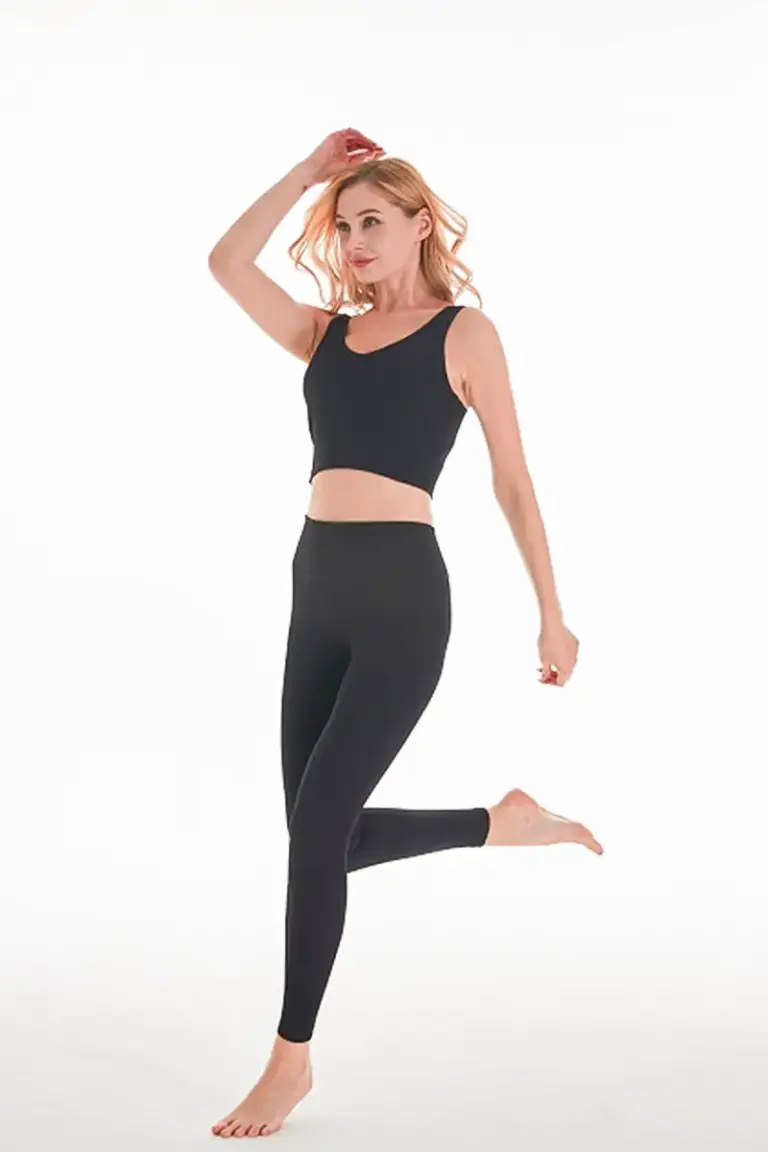 Yoga Leggings and Bra3